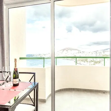 Amazing Sea View In Cristianos Апартаменты Лос Кристианос